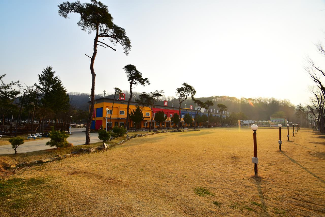 Sungbo Youth Hostel Mungyeong Exterior foto