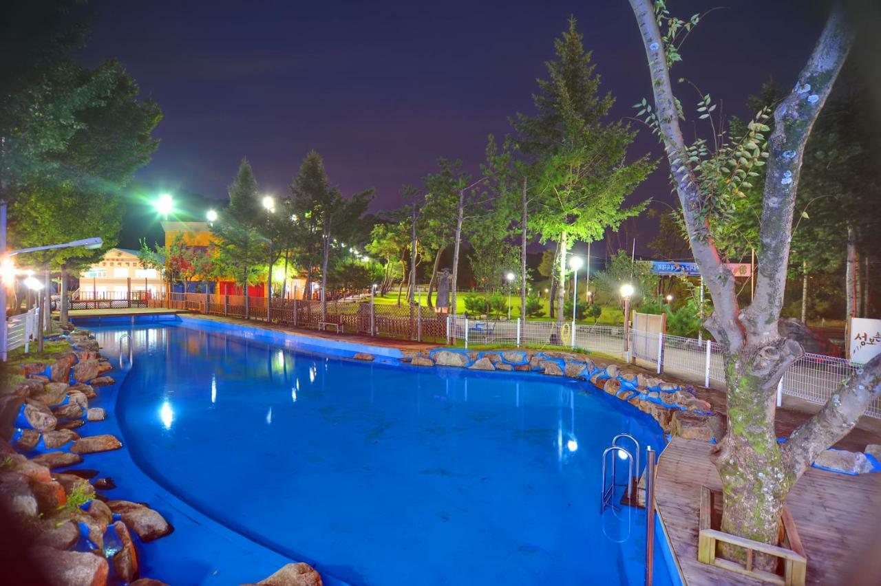 Sungbo Youth Hostel Mungyeong Exterior foto
