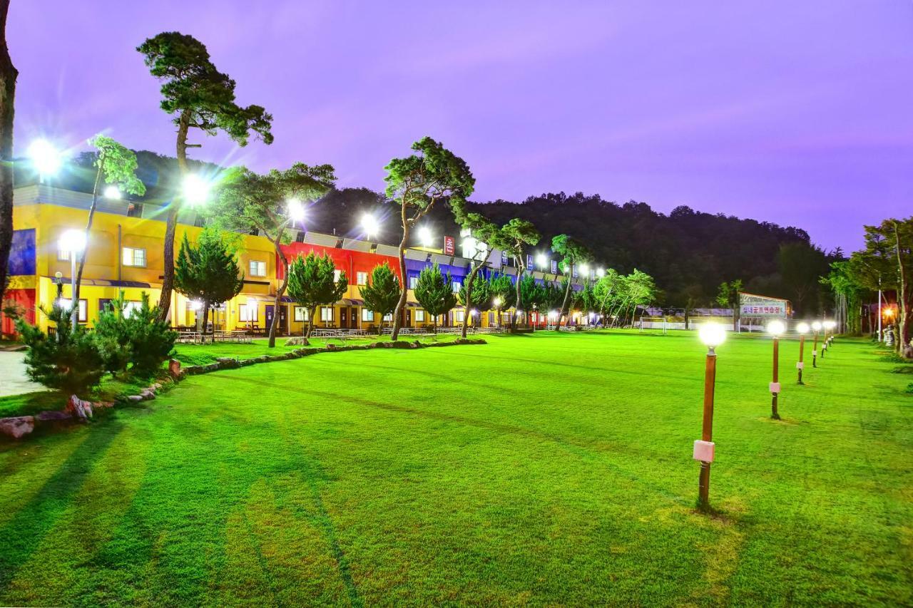 Sungbo Youth Hostel Mungyeong Exterior foto